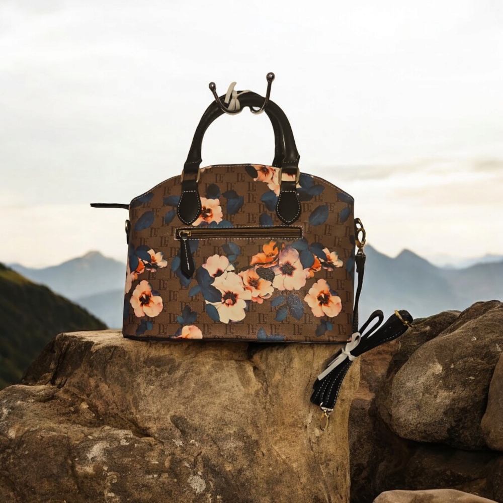 London Fog Handbag/Crossbody - Picture 2 of 4